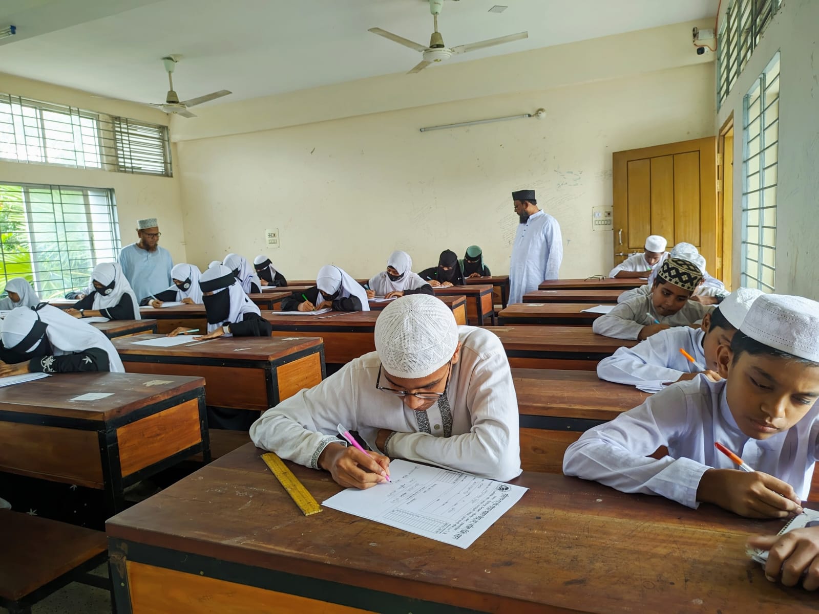 Read books, build a country. - Sufiabad Shah Sufi Sayed Azmat Ullah (Rm:) Fazil Madrasah